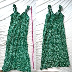 Green midi floral dress
